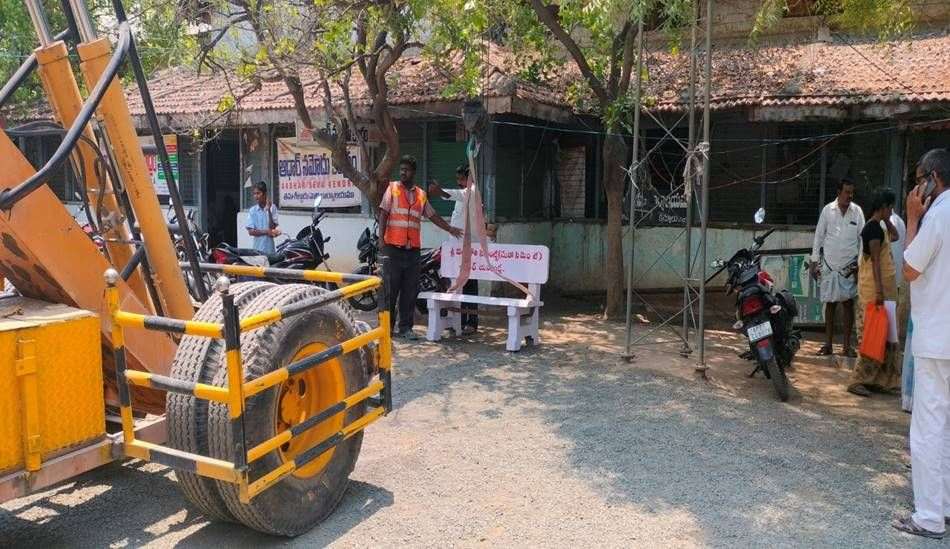 Setting the benches for MRO office by Mahacement